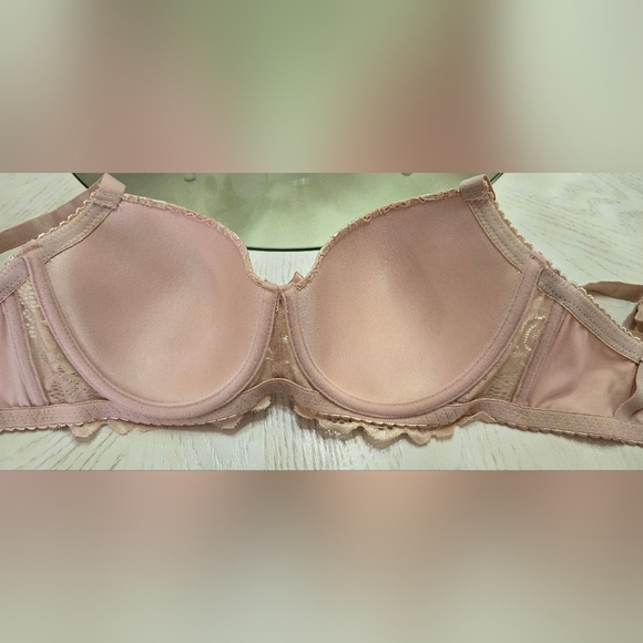 Elegant Lace Push-Up Bra in Tan 34DD - Picture 6 of 7